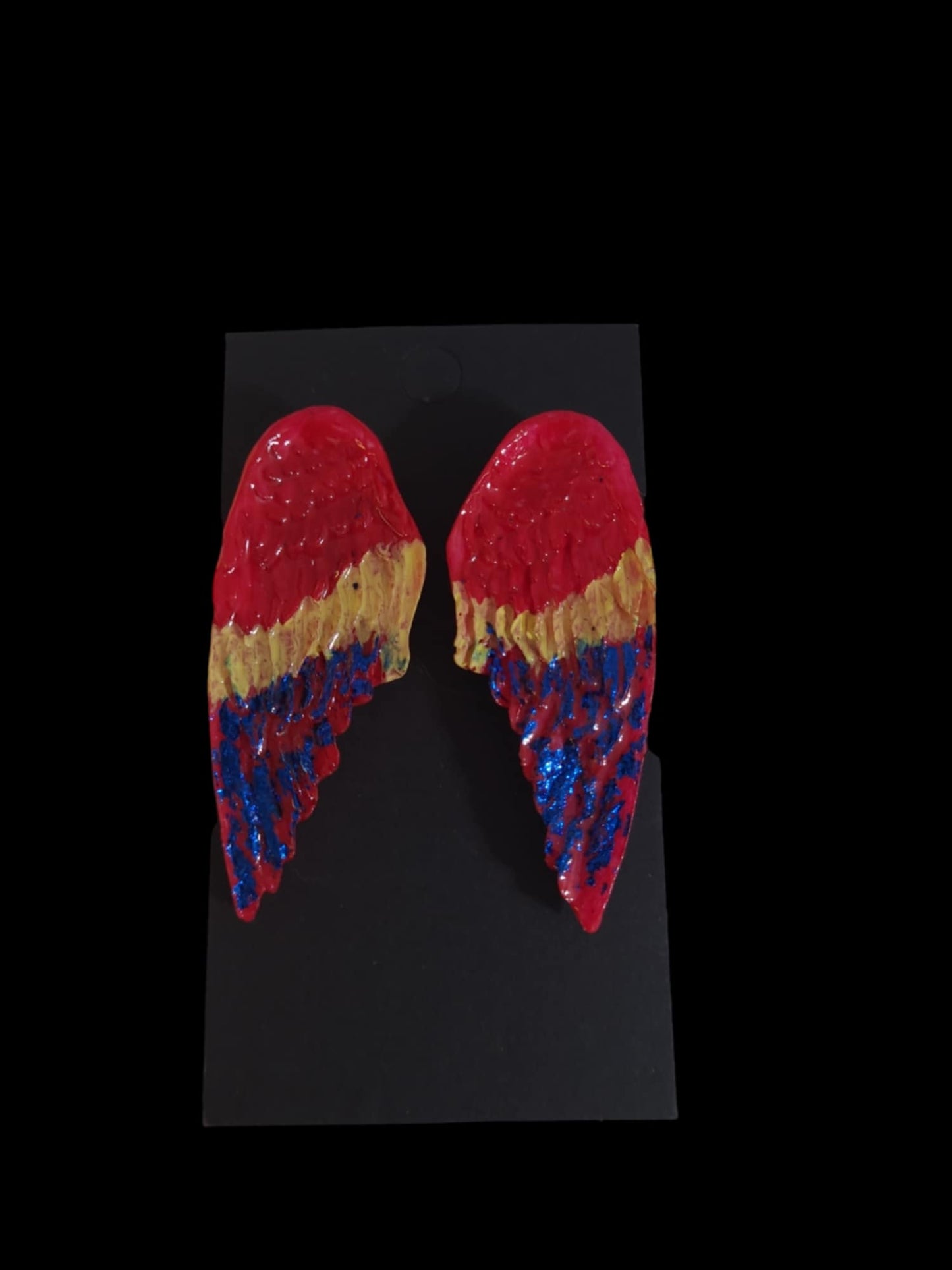 Magnetic wings